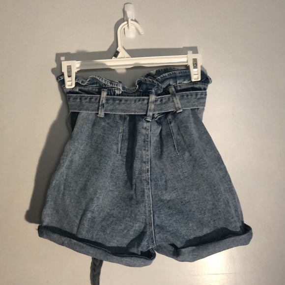 Paper bag denim shorts - Picture 2 of 2